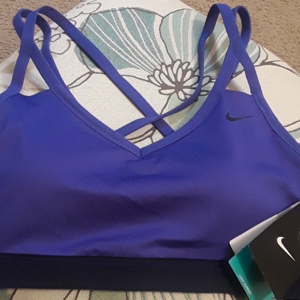 NIKE Sport Bra